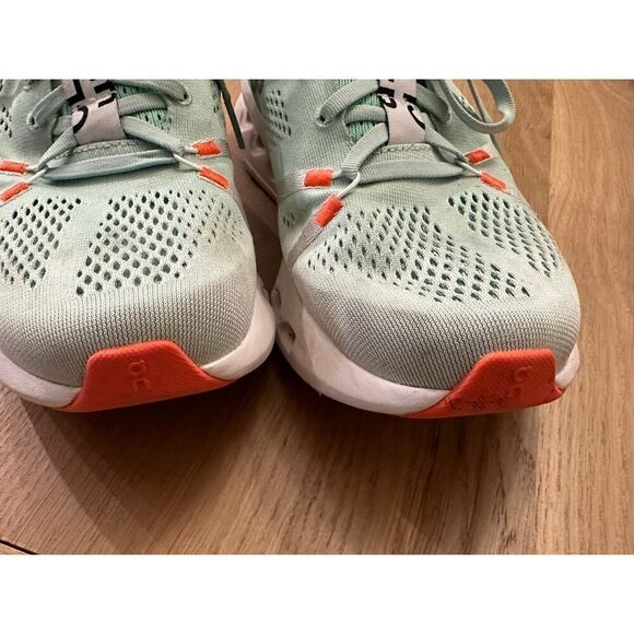 On Running Cloudsurfer Trainers - Picture 2 of 6